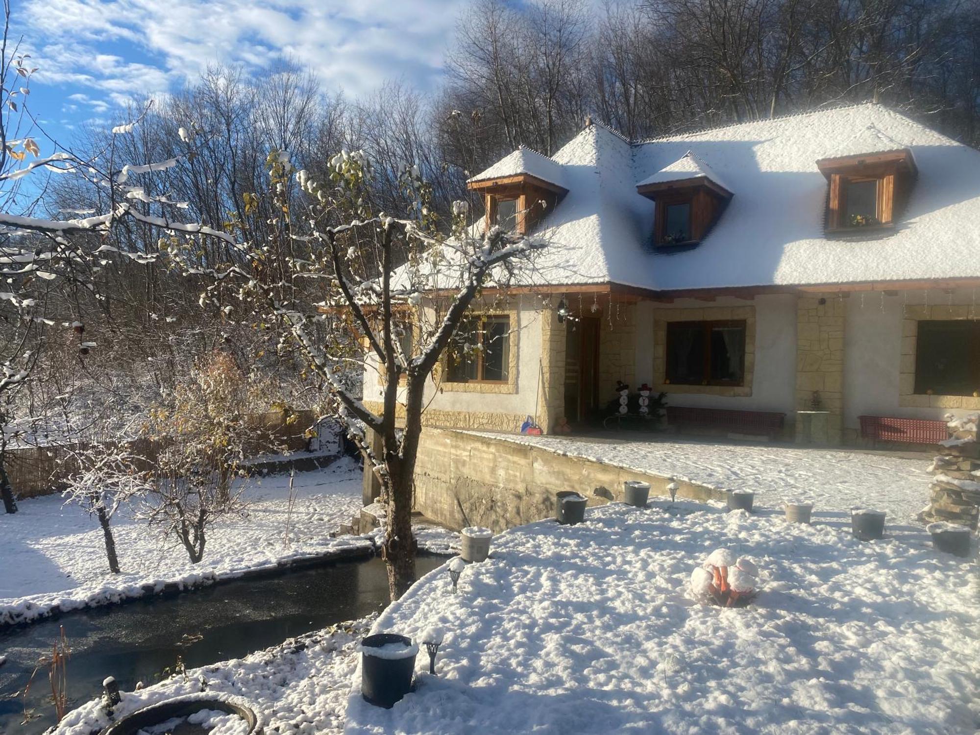 Casa Cu Sindrila Villa Vălenii de Munte Екстериор снимка