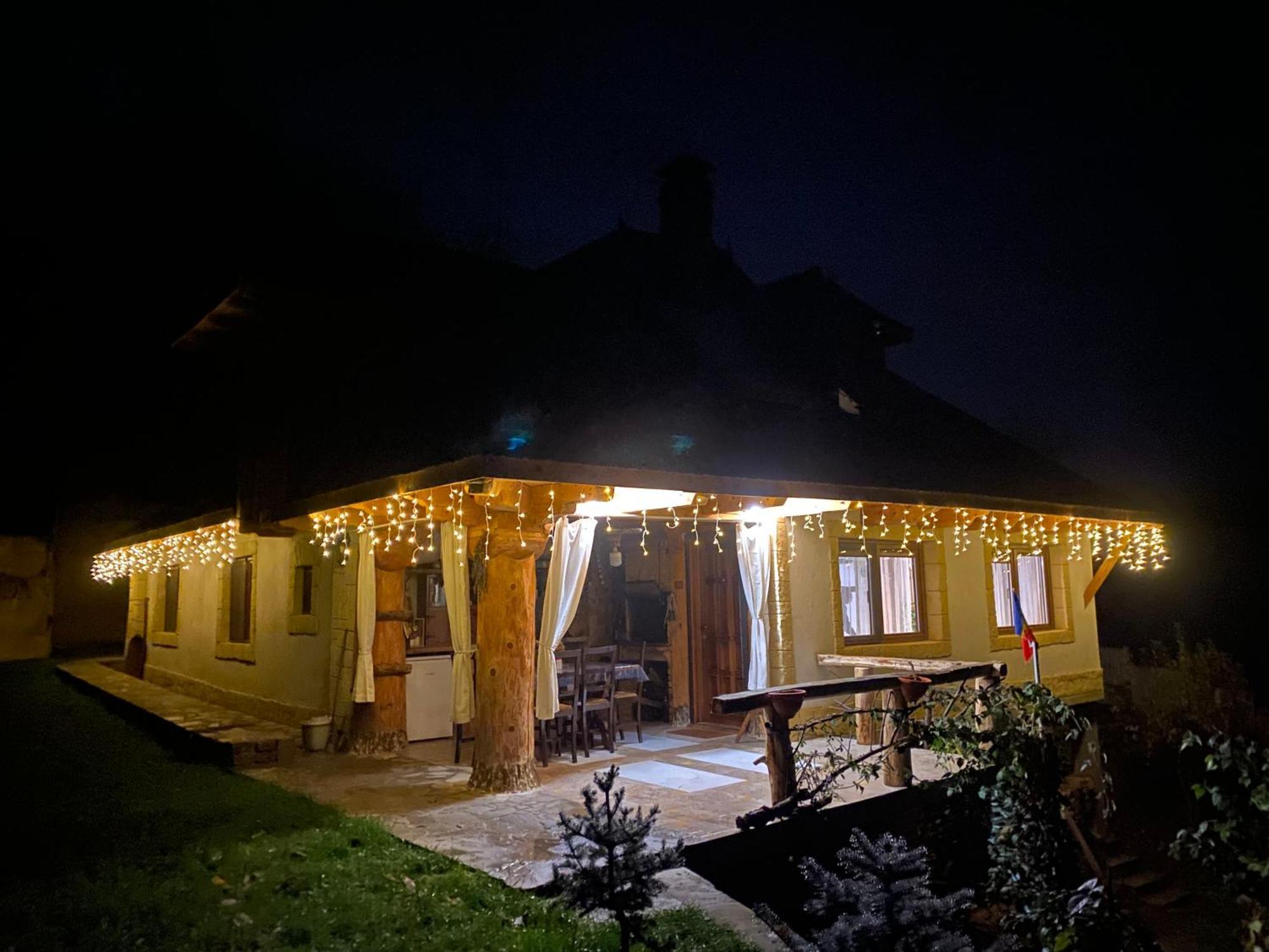 Casa Cu Sindrila Villa Vălenii de Munte Екстериор снимка